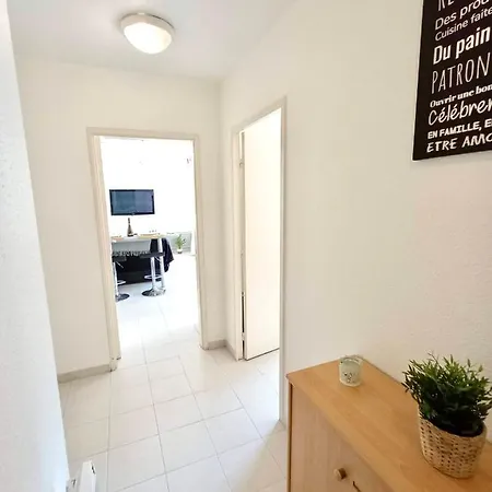 Apartment 2p 42m² Terrasse / Piscine / Clim / ! Juan-les-Pins