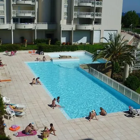 2p 42m² Terrasse / Piscine / Clim / ! Apartment